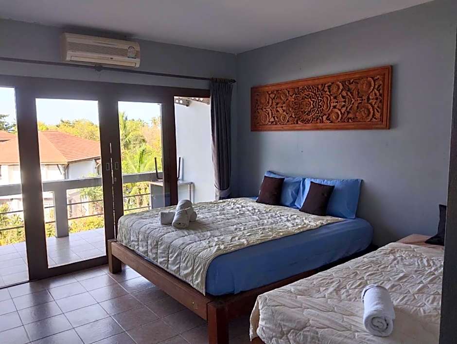 Fueangfu Home Hostel