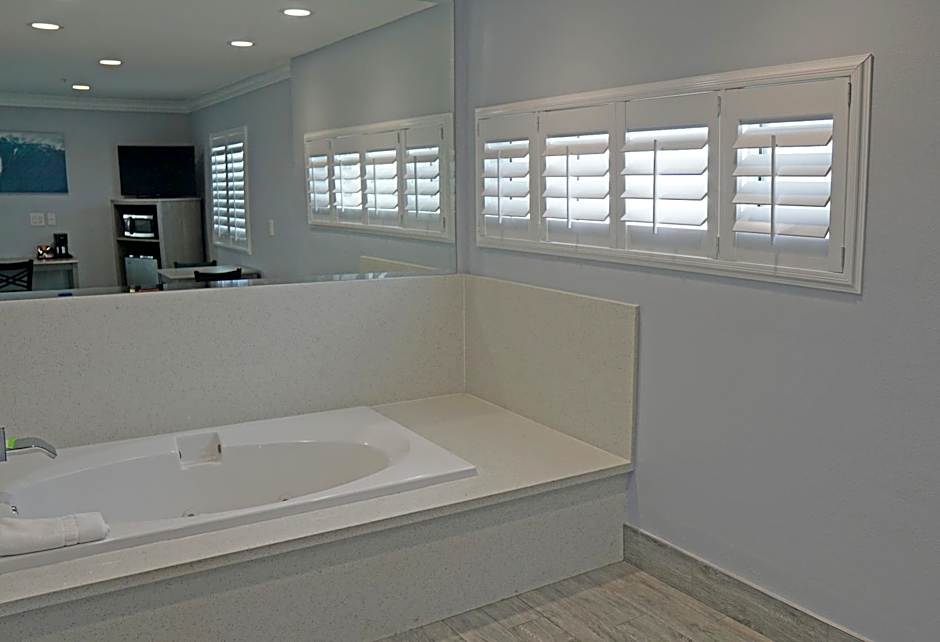 Surf City Inn