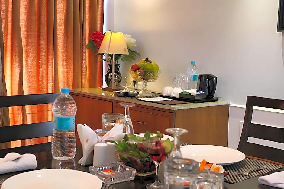 Krishna Inn By Royal Hotels