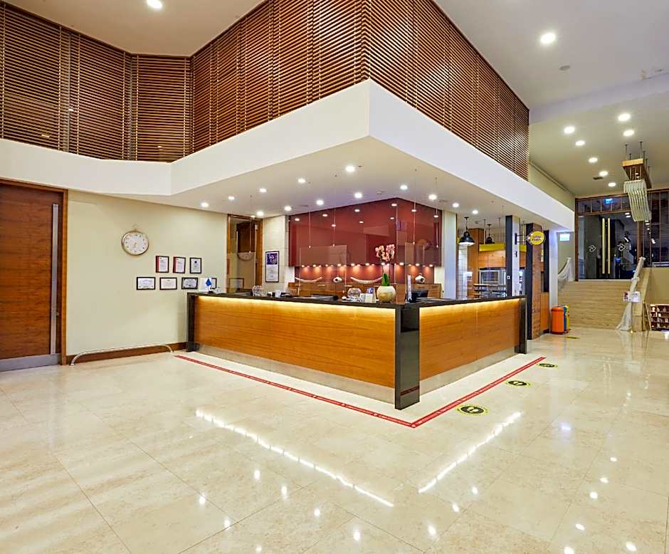 Dedeman Istanbul Hotel