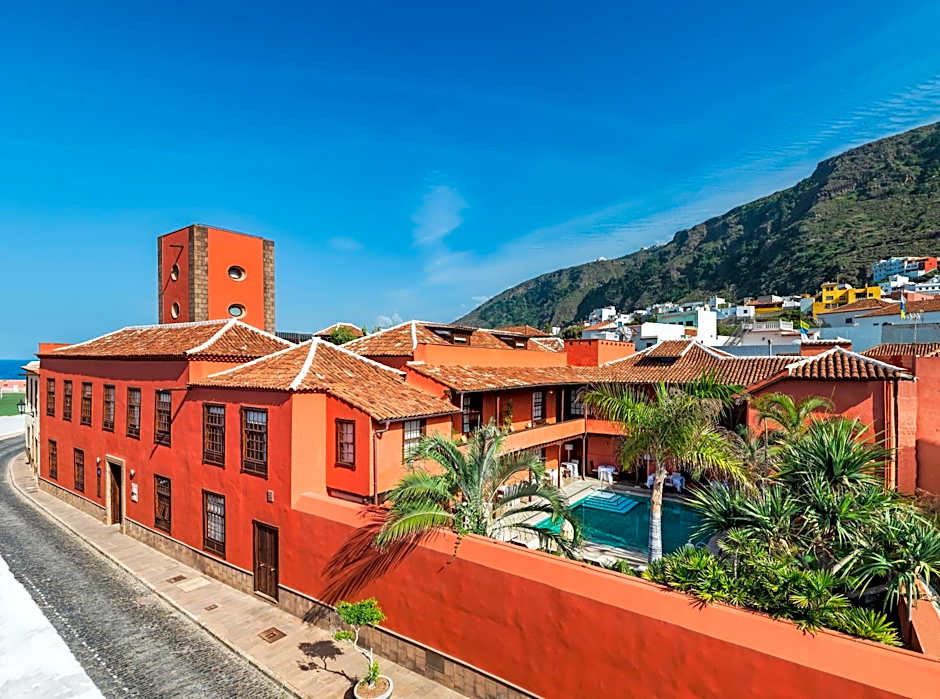 Photo 1 of 50 of Hotel San Roque