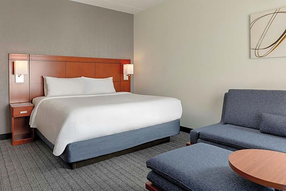 Courtyard by Marriott Boston Norwood/Canton