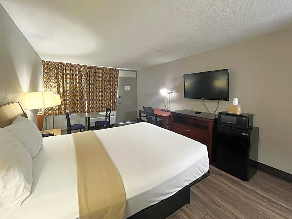 Motel 6 Raleigh, NC - Downtown South