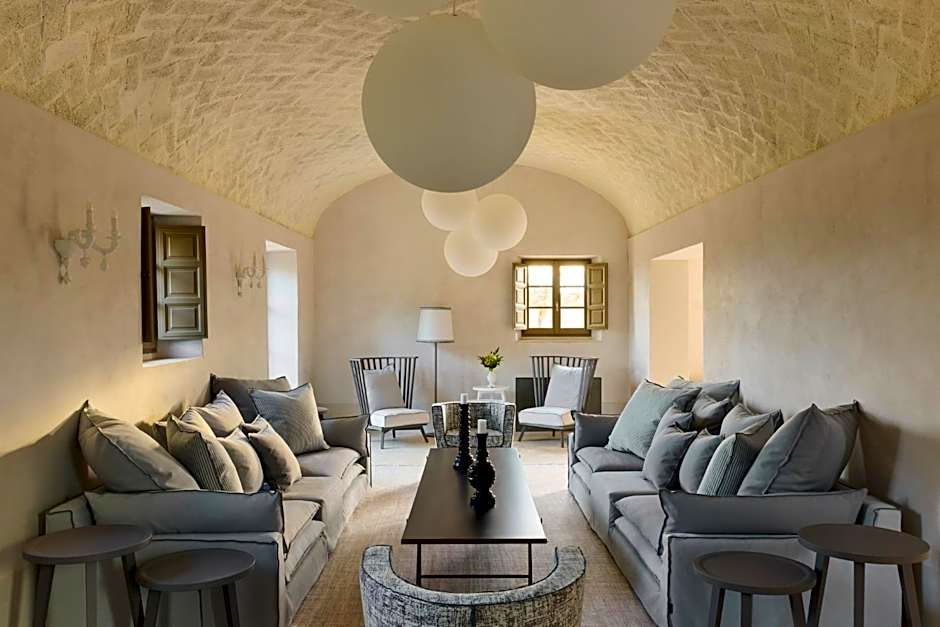 COMO Castello Del Nero