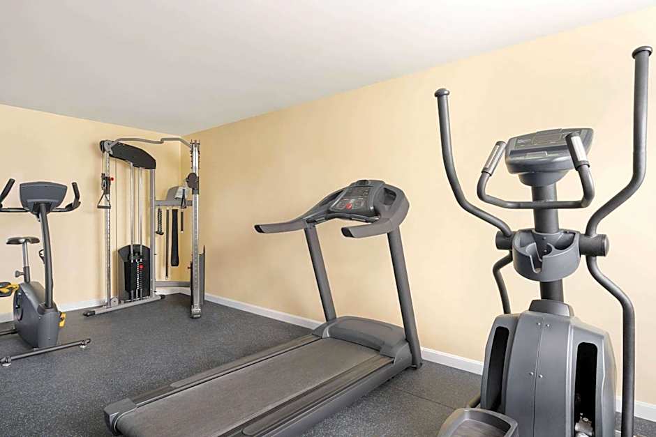Days Inn by Wyndham Middletown/Newport Area