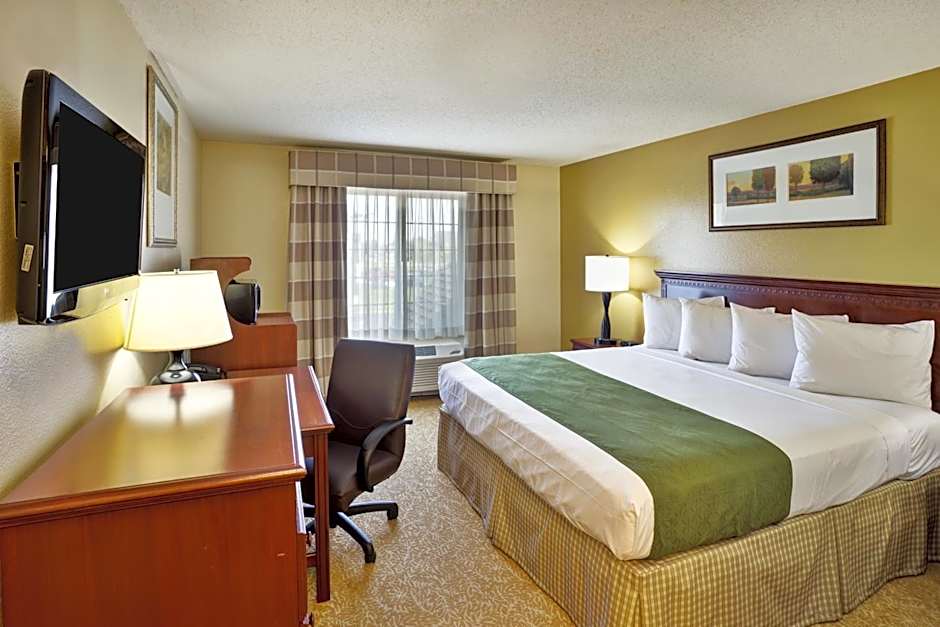 Country Inn & Suites by Radisson, Marion, OH