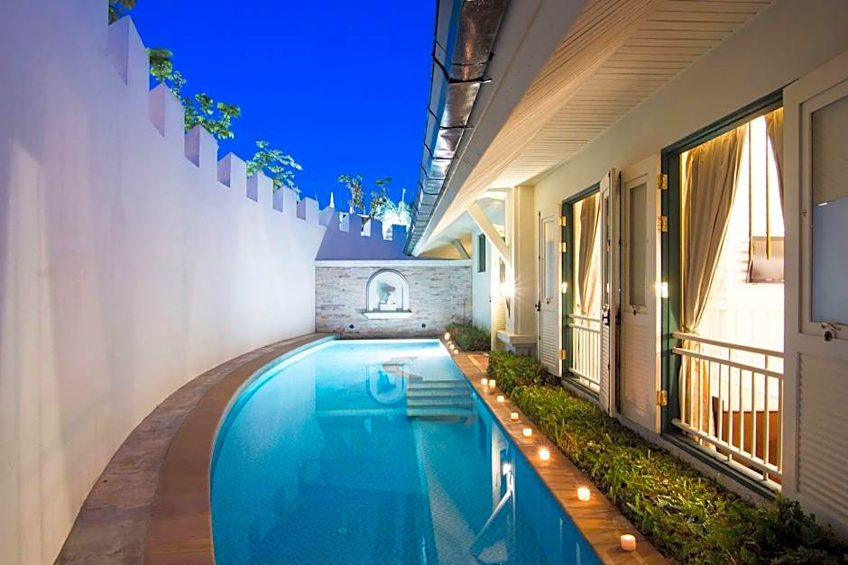 Kalanan Riverside Resort