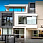 Whitehorse Apartments Hotel