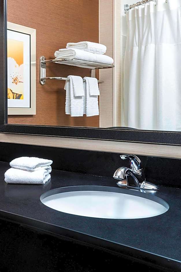 Fairfield Inn & Suites by Marriott Kansas City Lee's Summit