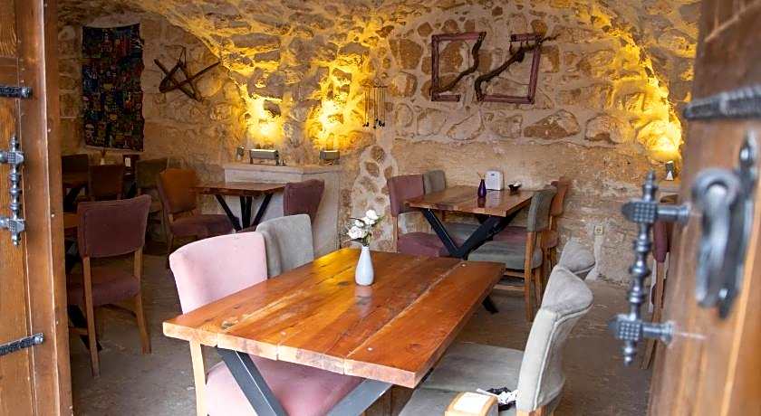 Mons Masius Boutique Hotel Teras