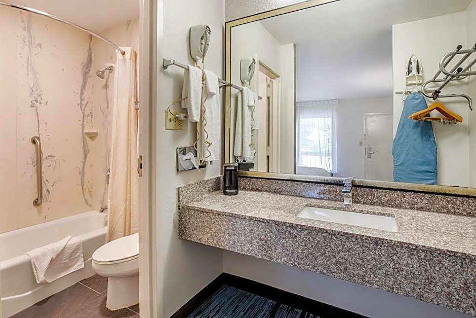 Quality Inn Mount Airy Mayberry