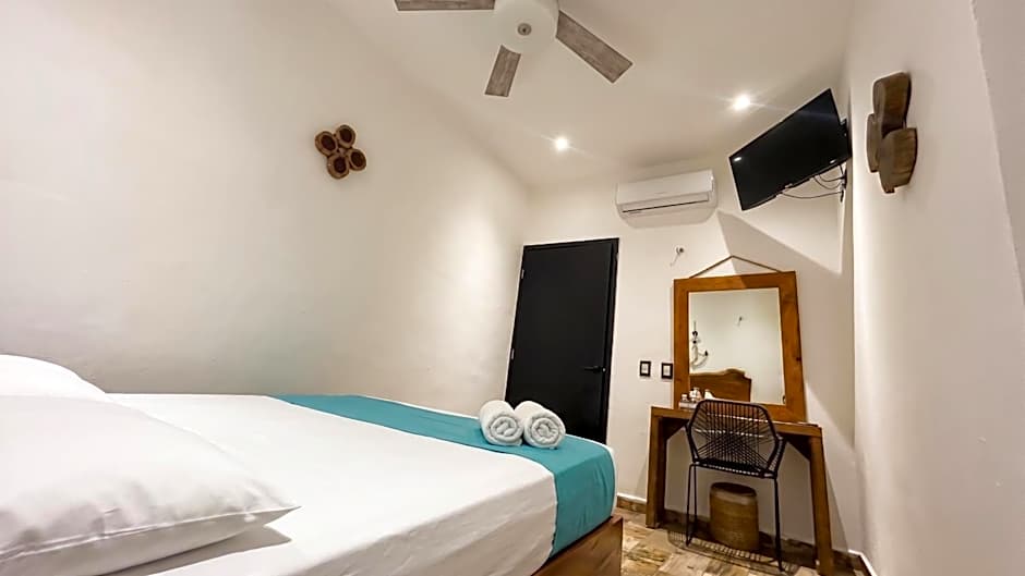 Hotel y Beach Club Casa Mia Xulha -Bacalar
