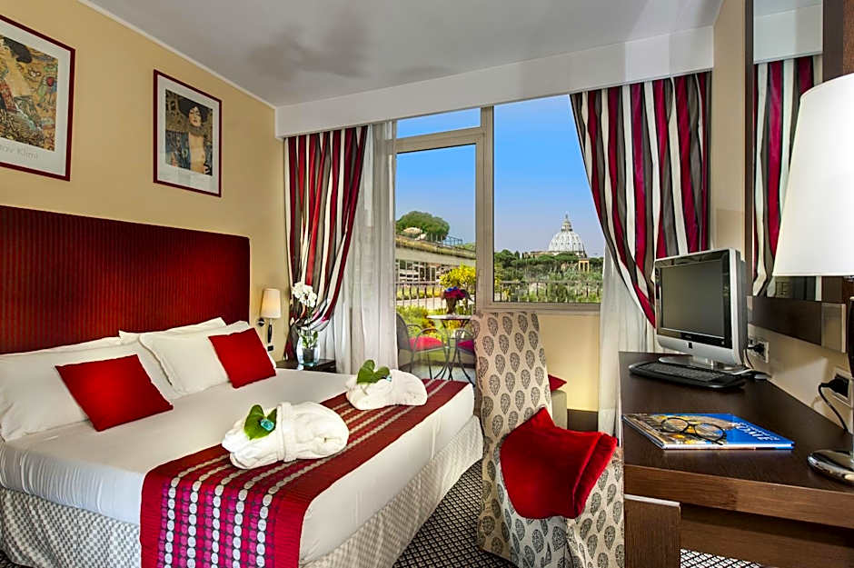 Cardinal Saint Peter Hotel