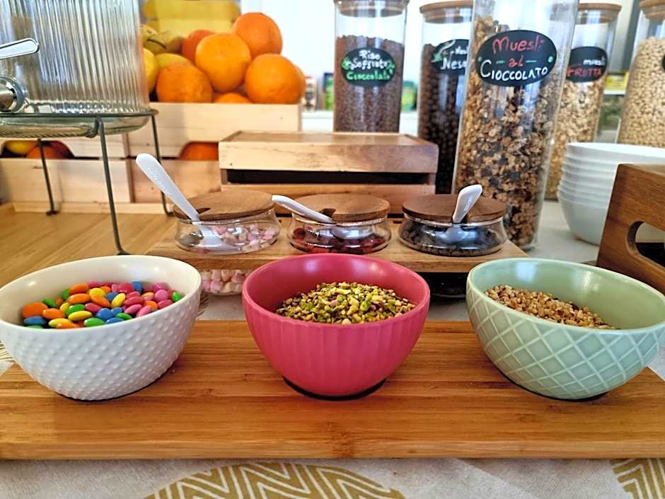 Hotel Elefantino Grey - Free Brunch & Breakfast Until 13-00 - Vicinissimi a Mirabilandia