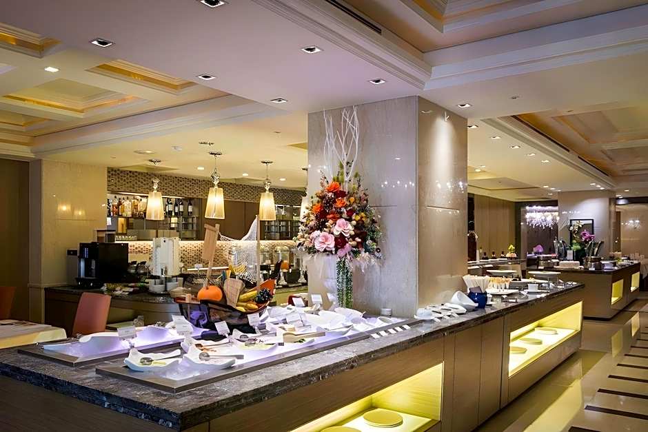 Grand View Hotel