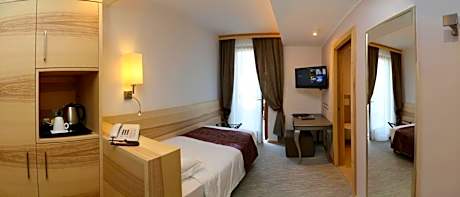 Single Room with Terrace