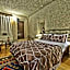 Antique Terrace Suites
