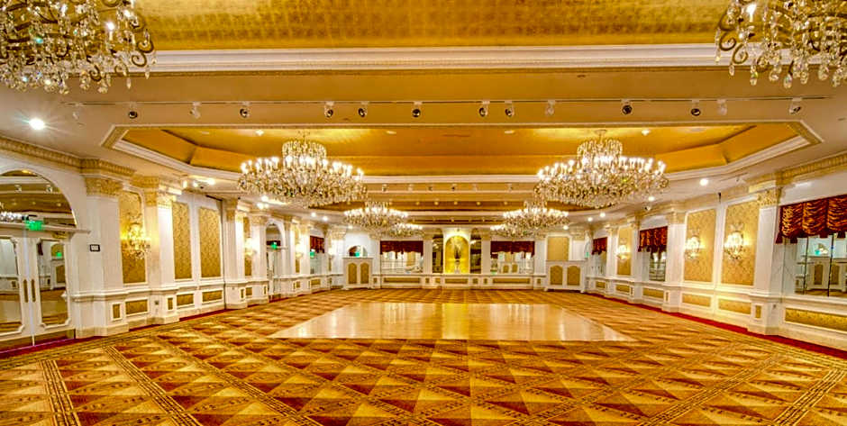 The Garden City Hotel