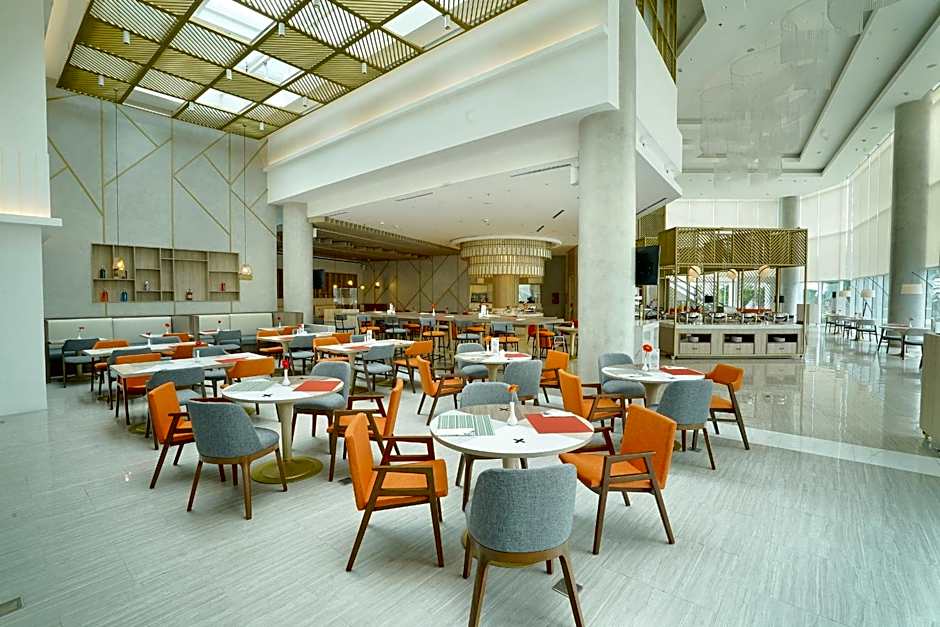 Harris Suites Puri Mansion