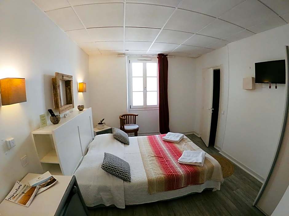 Le Petit Hôtel