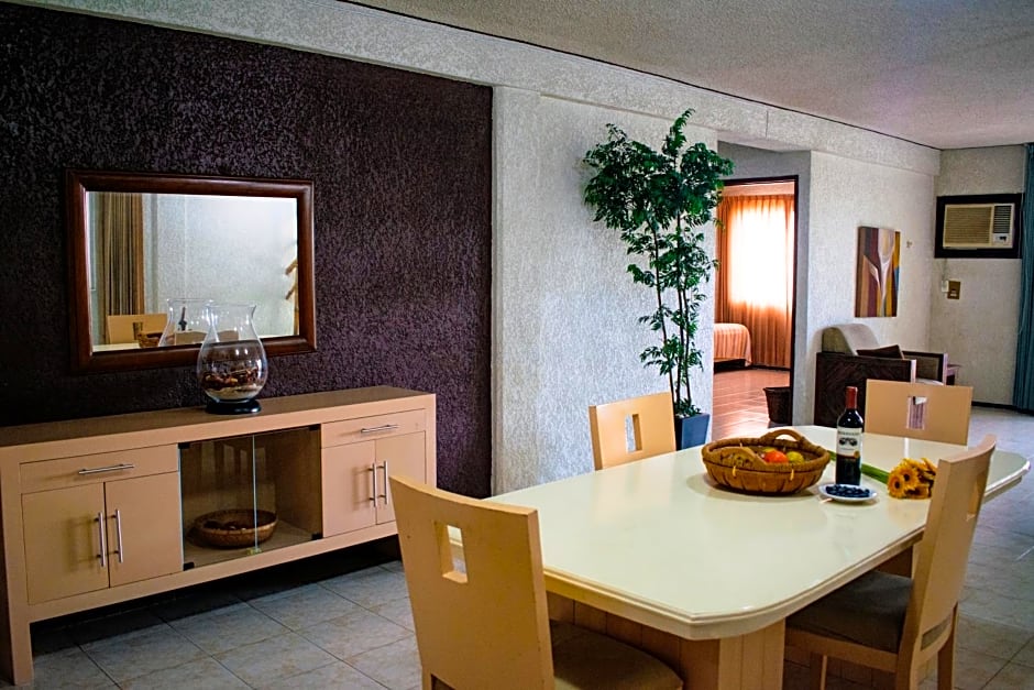 Suites Del Sol
