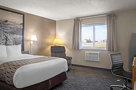 1 Queen Bed Non-Smoking