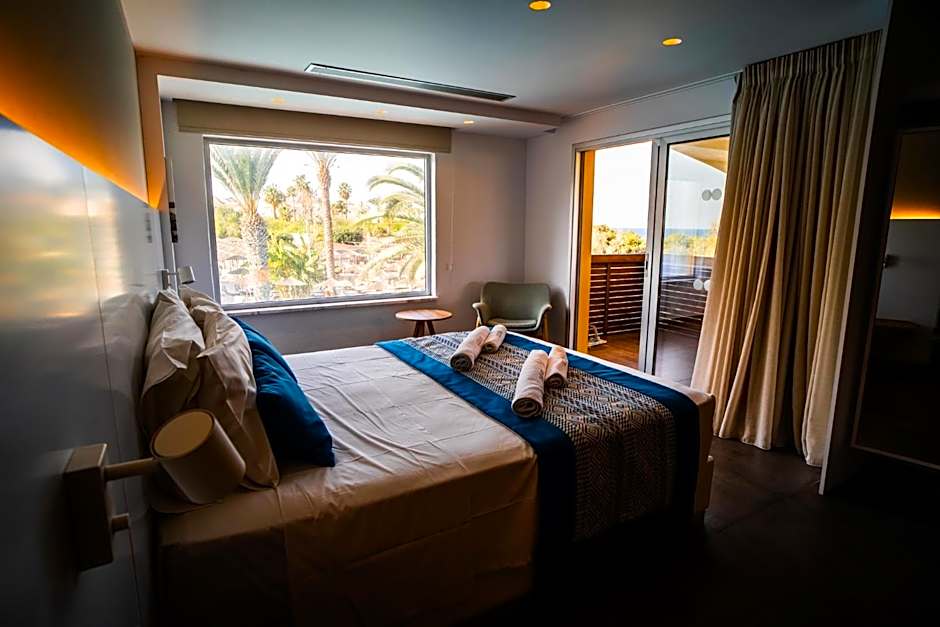 Malama Beach Holiday Village