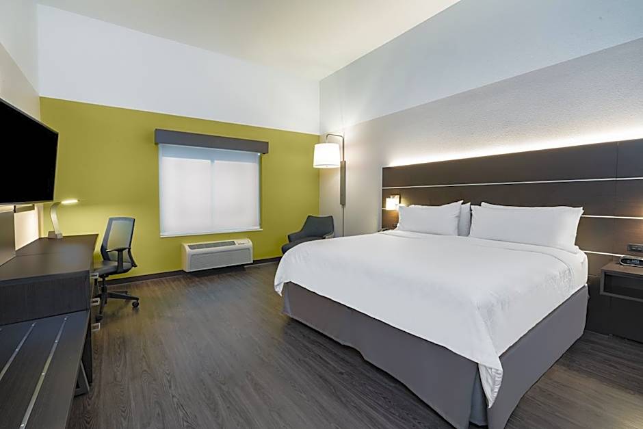 Holiday Inn Express & Suites Trinidad By IHG