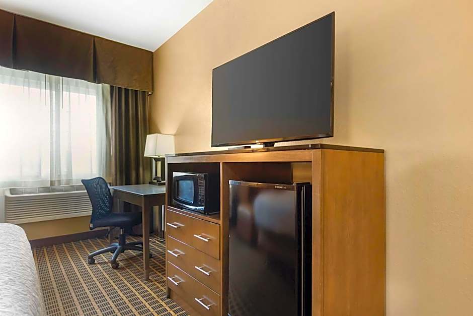 Best Western Plus Yakima Hotel