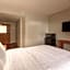 Hampton Inn By Hilton Des Moines Airport