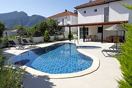 villa three bedrooms