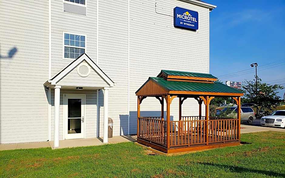 Microtel Inn & Suites by Wyndham London