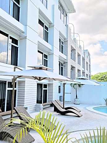 LeBlanc Hotel and Resort