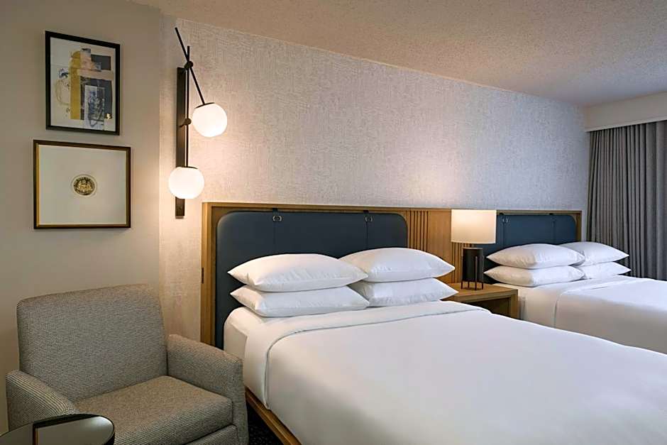 Sheraton Philadelphia University City Hotel