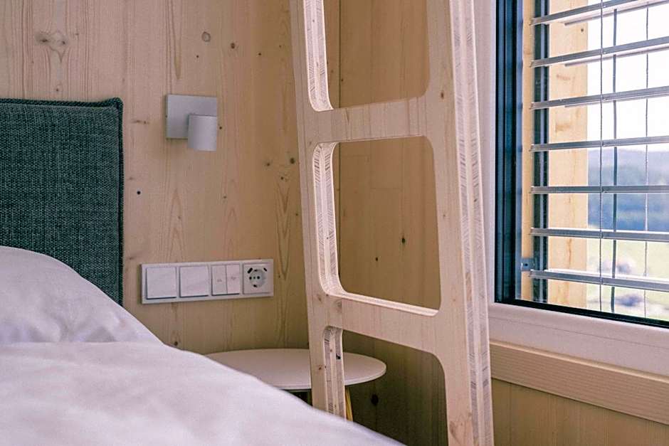 Karlingerhaus Hotel Hostel Home