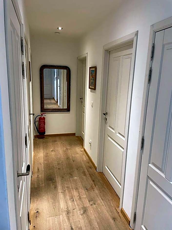 Huswell - Two guest-rooms in stylish villa - free bikes