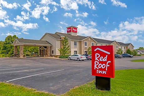 Red Roof Inn Charlestown
