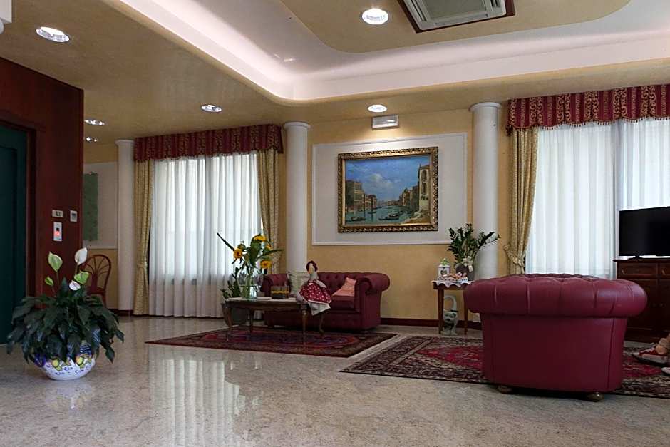 Hotel Garni San Carlo