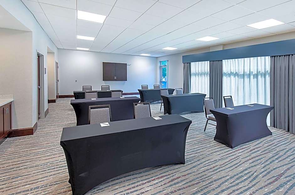 Homewood Suites By Hilton Atlanta/Perimeter Center