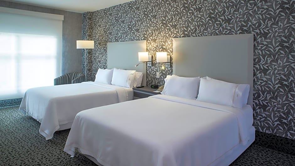 Holiday Inn Express & Suites Queretaro By IHG