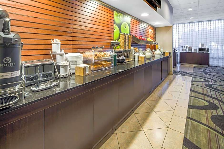 La Quinta Inn & Suites by Wyndham Buena Park