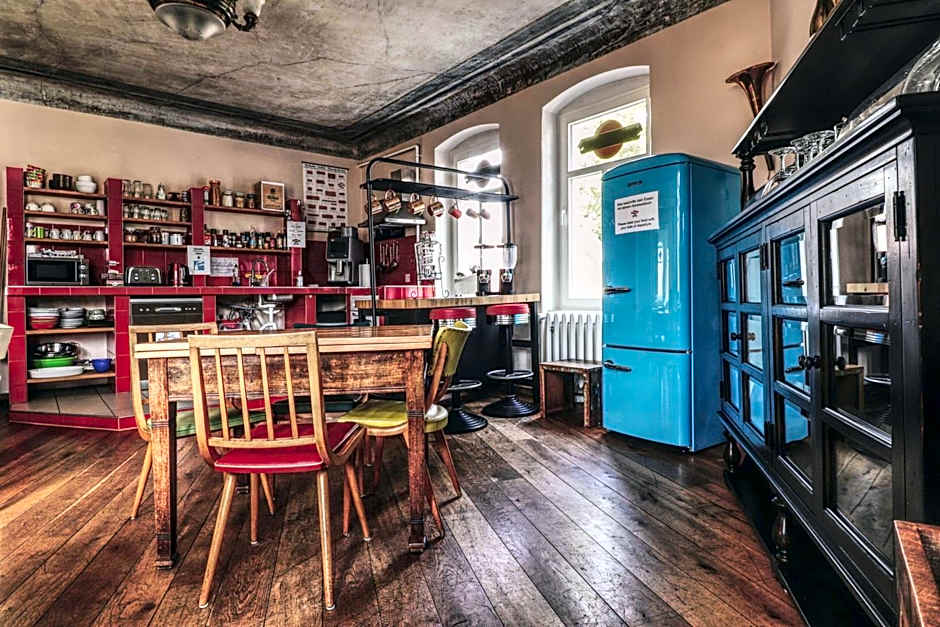 OPERA Hostel