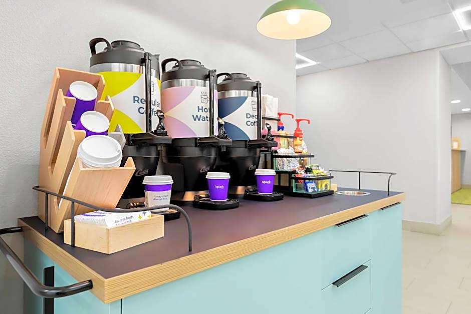 Spark by Hilton Tupelo