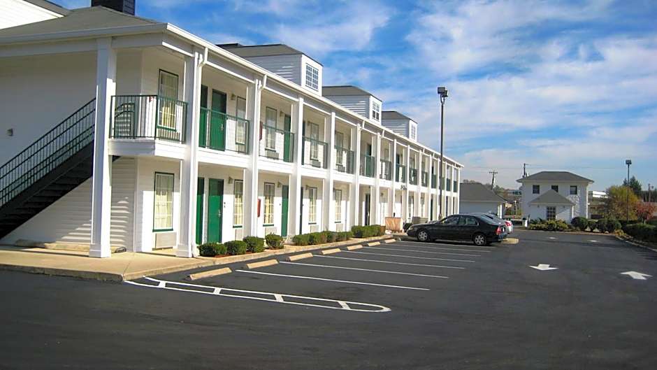 American Motel - Lenoir
