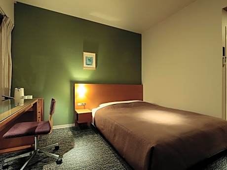 Queen Room - Smoking