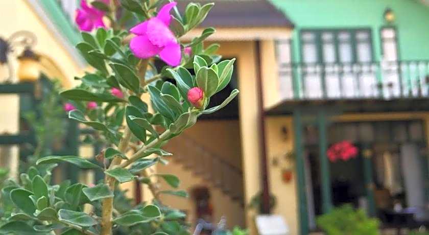 Khum Muang Min Boutique Hotel