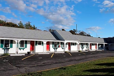 Knights Inn Centerville Cape Cod Area