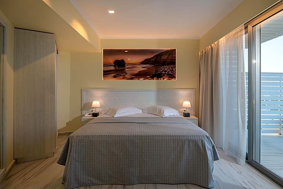 Alexandra Hotel&Apartments