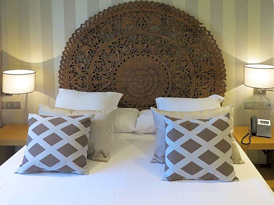 Serennia Exclusive Rooms