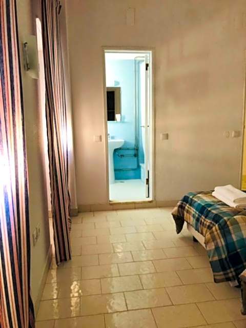 Central Atlantic Beach Guesthouse